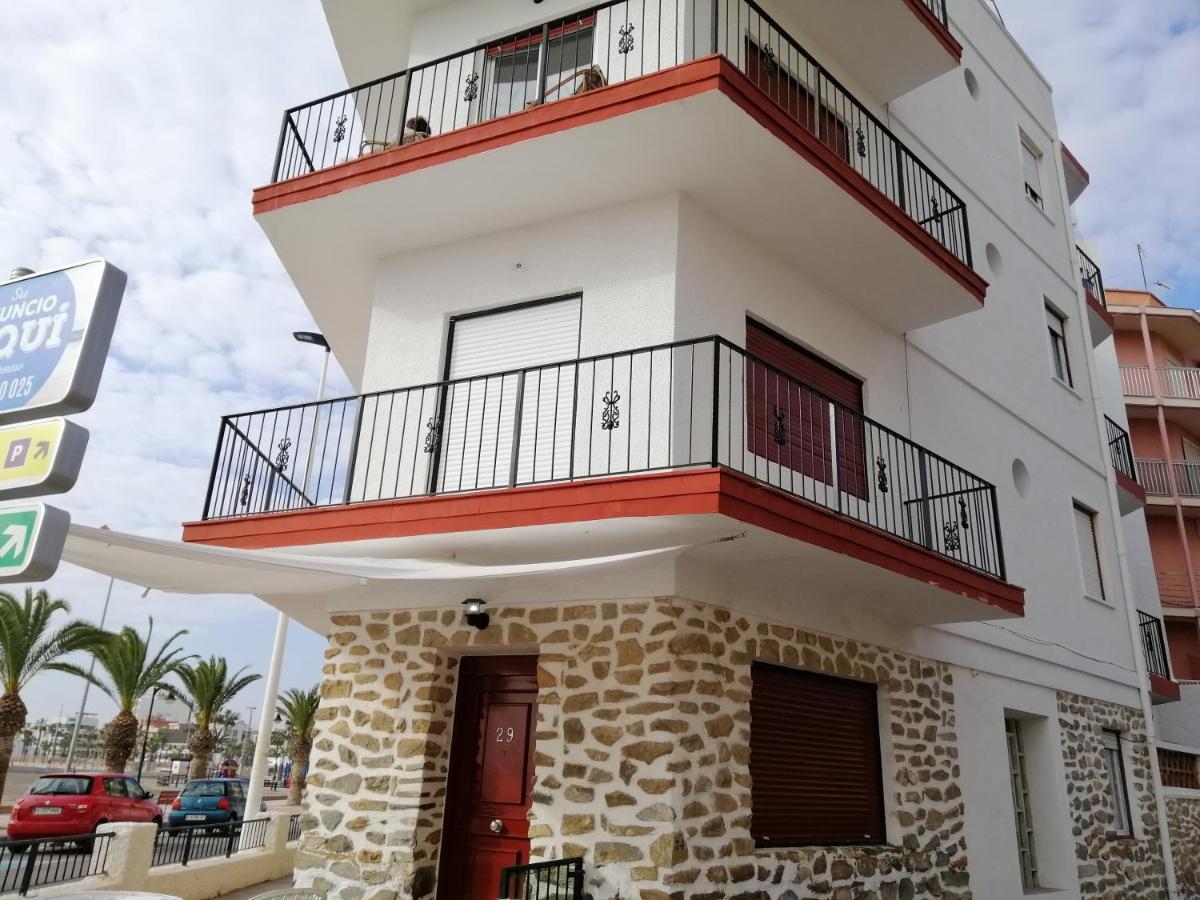 Piso En Primera Linea Con Wifi Y Vistas Al Mar Ло-Паган Экстерьер фото